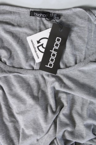 Damen Shirt Boohoo, Größe M, Farbe Grau, Preis 15,98 €