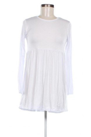 Damen Shirt Boohoo, Größe M, Farbe Weiß, Preis € 2,40