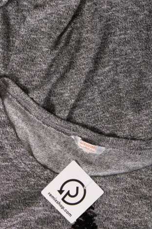 Damen Shirt Clockhouse, Größe M, Farbe Grau, Preis 2,78 €