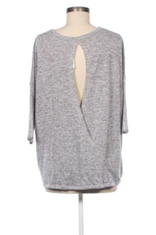 Γυναικεία μπλούζα Clockhouse, Μέγεθος XL, Χρώμα Γκρί, Τιμή 3,01 €