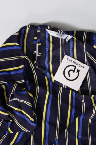 Γυναικεία μπλούζα Distrikt Norrebro, Μέγεθος S, Χρώμα Πολύχρωμο, Τιμή 2,38 €