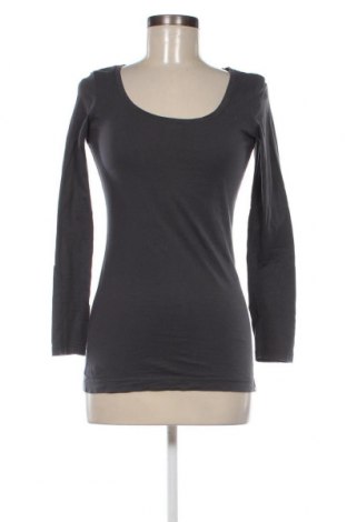 Γυναικεία μπλούζα Edc By Esprit, Μέγεθος XS, Χρώμα Γκρί, Τιμή 2,20 €