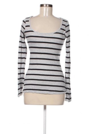 Damen Shirt Fishbone, Größe XS, Farbe Grau, Preis 4,89 €