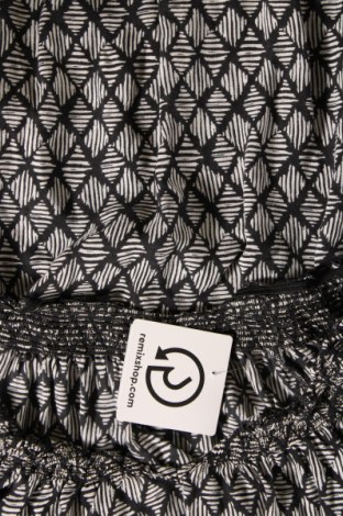 Γυναικεία μπλούζα Gina, Μέγεθος M, Χρώμα Πολύχρωμο, Τιμή 1,80 €