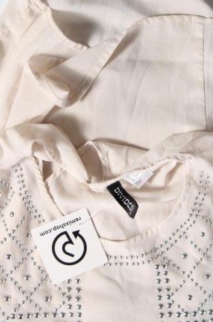 Damen Shirt H&M Divided, Größe S, Farbe Ecru, Preis 13,22 €