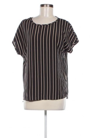 Γυναικεία μπλούζα In Wear, Μέγεθος S, Χρώμα Μαύρο, Τιμή 2,94 €