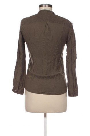 Дамска блуза Massimo Dutti, Размер XS, Цвят Зелен, Цена 16,71 лв.