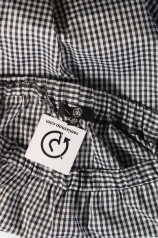 Damen Shirt Missguided, Größe S, Farbe Grau, Preis € 4,37
