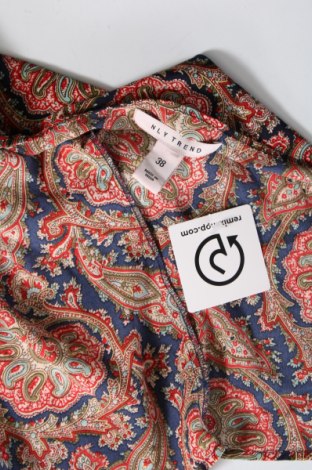 Γυναικεία μπλούζα Nly Trend, Μέγεθος M, Χρώμα Πολύχρωμο, Τιμή 3,53 €