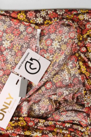 Γυναικεία μπλούζα ONLY, Μέγεθος XS, Χρώμα Πολύχρωμο, Τιμή 2,06 €