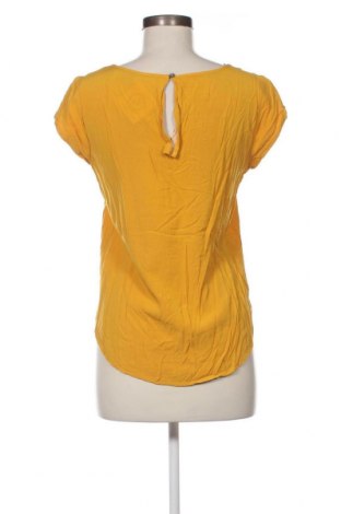 Дамска блуза ONLY, Размер M, Цвят Жълт, Цена 6,57 лв.