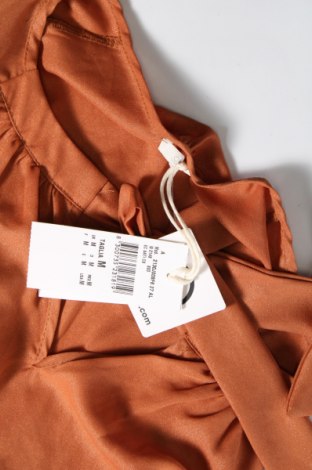 Дамска блуза Oltre, Размер M, Цвят Кафяв, Цена 11,22 лв.