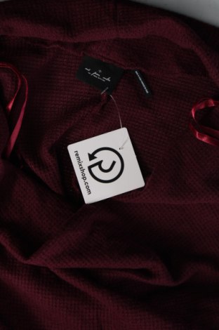 Γυναικεία μπλούζα Out From Under, Μέγεθος L, Χρώμα Κόκκινο, Τιμή 9,72 €