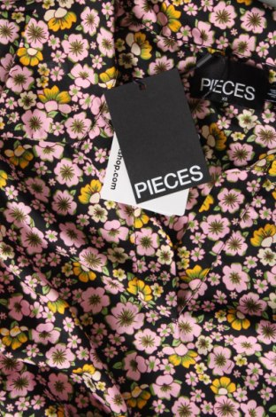 Дамска блуза Pieces, Размер XS, Цвят Многоцветен, Цена 40,00 лв.