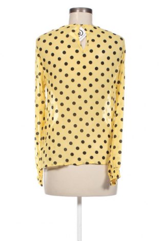 Дамска блуза Pieces, Размер S, Цвят Жълт, Цена 15,00 лв.