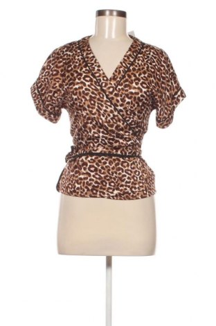 Дамска блуза Pieces, Размер XS, Цвят Кафяв, Цена 4,20 лв.