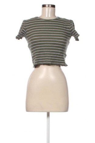 Γυναικεία μπλούζα Pull&Bear, Μέγεθος L, Χρώμα Πράσινο, Τιμή 3,53 €