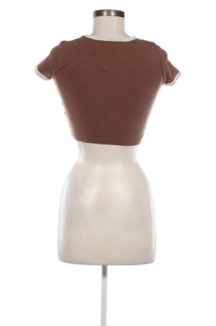 Дамска блуза Pull&Bear, Размер S, Цвят Кафяв, Цена 18,82 лв.