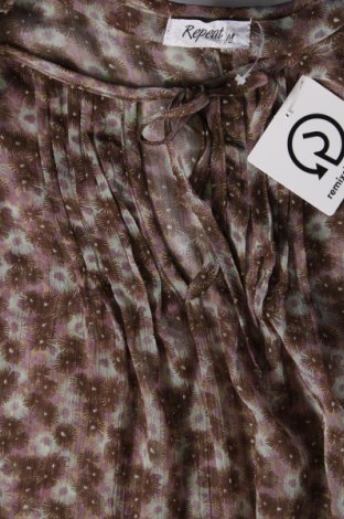 Γυναικεία μπλούζα Repeat, Μέγεθος M, Χρώμα Πολύχρωμο, Τιμή 15,76 €