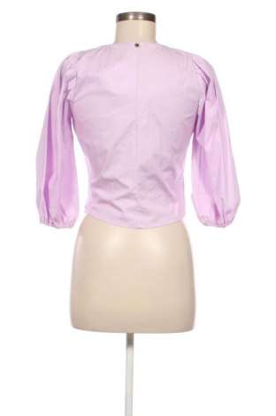 Дамска блуза Rinascimento, Размер XS, Цвят Лилав, Цена 37,74 лв.