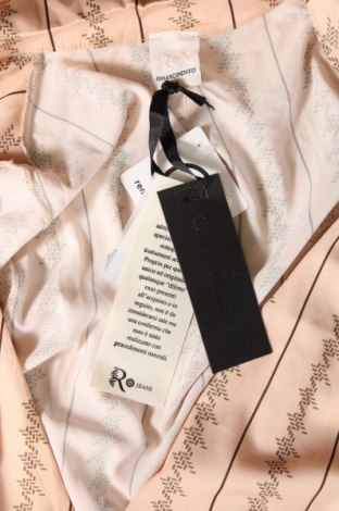 Дамска блуза Rinascimento, Размер S, Цвят Бежов, Цена 43,86 лв.