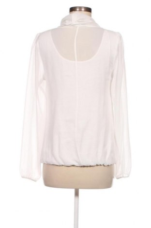 Дамска блуза Rinascimento, Размер S, Цвят Бял, Цена 128,25 лв.