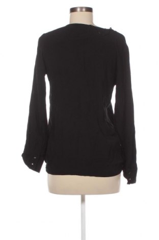Дамска блуза S.Oliver, Размер XS, Цвят Черен, Цена 3,84 лв.