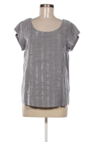 Damen Shirt Saint Tropez, Größe M, Farbe Grau, Preis 22,13 €