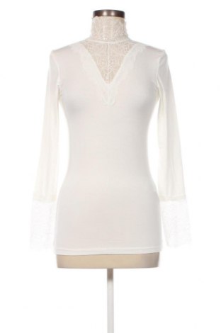 Дамска блуза Soya Concept, Размер S, Цвят Бял, Цена 10,80 лв.