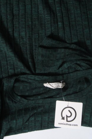Дамска блуза Stradivarius, Размер M, Цвят Зелен, Цена 9,60 лв.