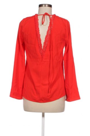 Γυναικεία μπλούζα VILA, Μέγεθος M, Χρώμα Κόκκινο, Τιμή 20,62 €