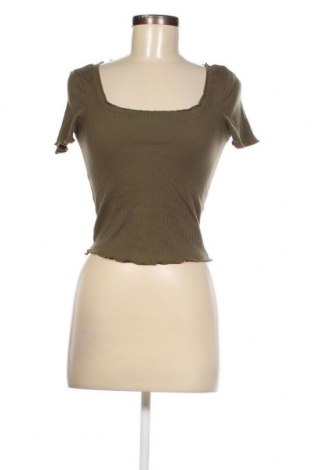 Дамска блуза Vero Moda, Размер XS, Цвят Зелен, Цена 3,75 лв.