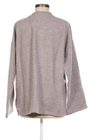 Дамска блуза Zara Trafaluc, Размер L, Цвят Сив, Цена 4,00 лв.