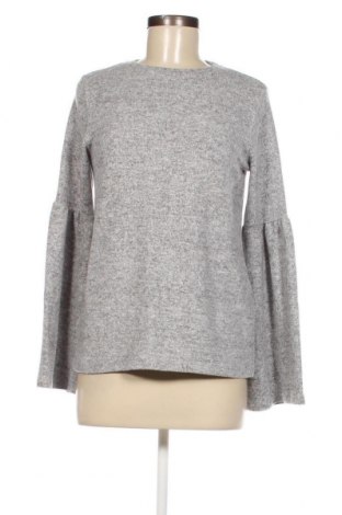 Дамска блуза Zara Trafaluc, Размер S, Цвят Сив, Цена 9,60 лв.