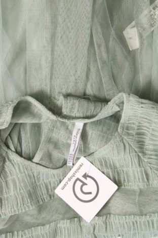 Дамска блуза Zara Trafaluc, Размер XS, Цвят Зелен, Цена 15,00 лв.