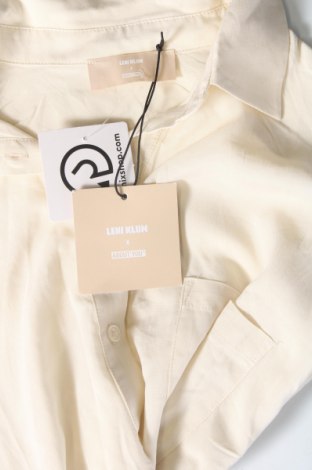 Дамска риза LENI KLUM x ABOUT YOU, Размер M, Цвят Екрю, Цена 72,00 лв.