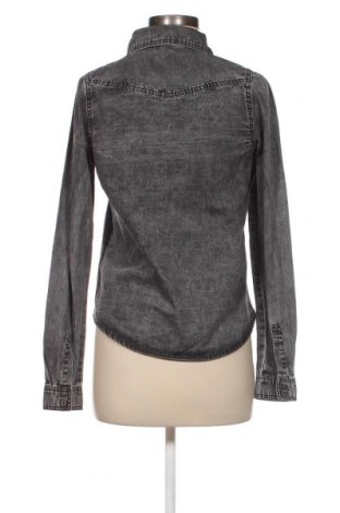 Γυναικείο πουκάμισο Pulz Jeans, Μέγεθος XS, Χρώμα Γκρί, Τιμή 5,94 €