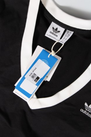 Damski T-shirt Adidas Originals, Rozmiar S, Kolor Czarny, Cena 30,92 zł