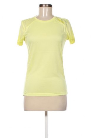 Γυναικείο t-shirt Diadora, Μέγεθος S, Χρώμα Κίτρινο, Τιμή 17,94 €
