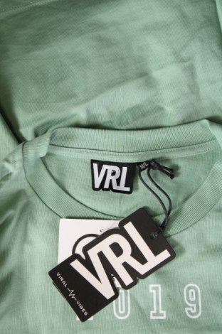 Γυναικείο t-shirt Viral Vibes, Μέγεθος M, Χρώμα Πράσινο, Τιμή 17,01 €