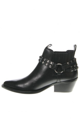 Dámské boty  Bronx, Velikost 37, Barva Černá, Cena  4 957,00 Kč