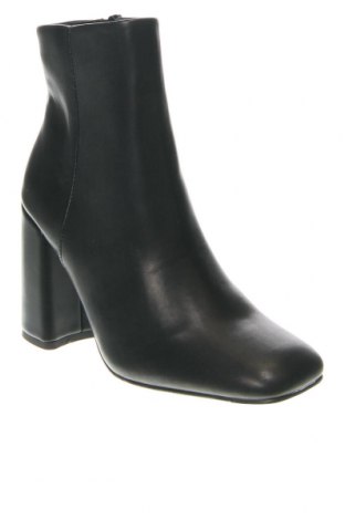 Dámské boty  Madden Girl, Velikost 36, Barva Černá, Cena  1 083,00 Kč