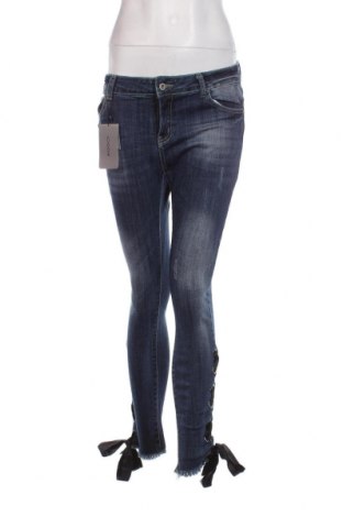 Dámske džínsy , Veľkosť M, Farba Modrá, Cena  5,88 €