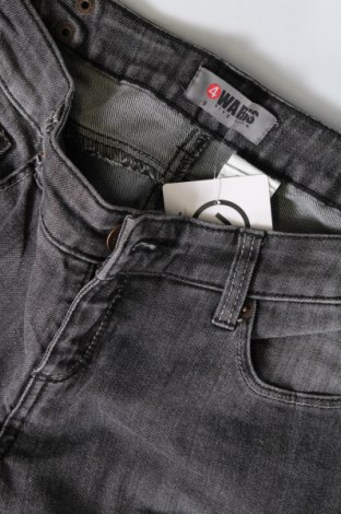 Damen Jeans 4 Wards, Größe M, Farbe Grau, Preis 4,04 €