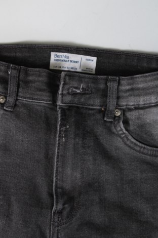 Damen Jeans Bershka, Größe XS, Farbe Grau, Preis € 3,03