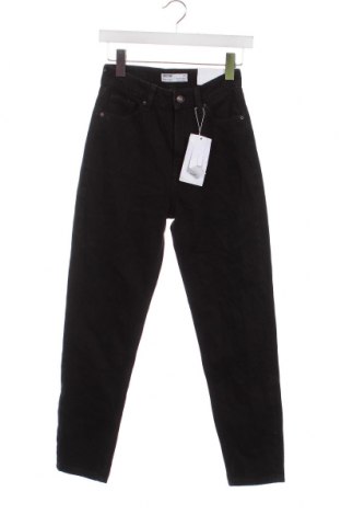 Blugi de femei Bershka, Mărime XS, Culoare Negru, Preț 151,32 Lei