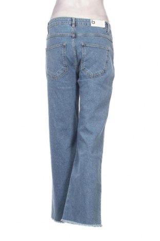 Damen Jeans Designers Remix, Größe M, Farbe Blau, Preis 98,45 €