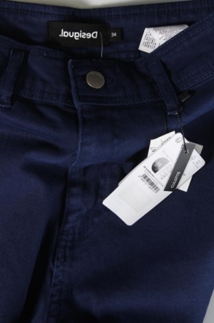 Dámské džíny  Desigual, Velikost XS, Barva Modrá, Cena  1 283,00 Kč