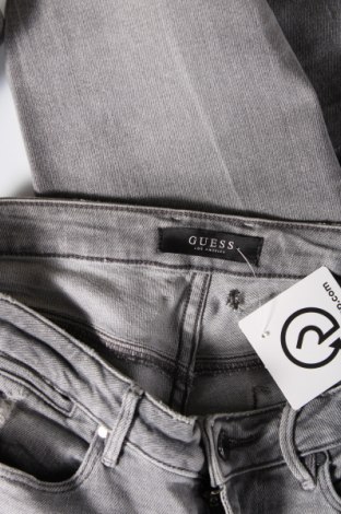 Damen Jeans Guess, Größe M, Farbe Grau, Preis 27,67 €