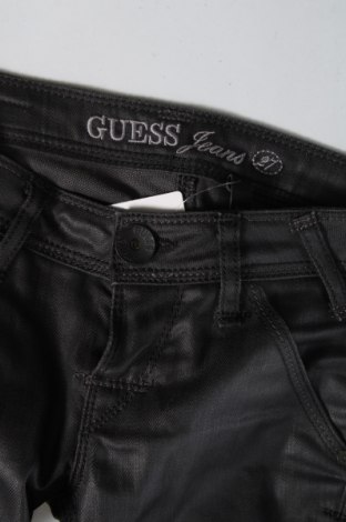 Дамски дънки Guess, Размер M, Цвят Сив, Цена 43,49 лв.